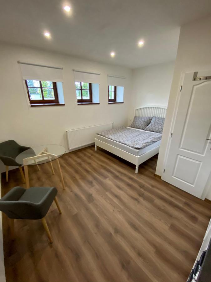 Apartmany V Ulicce Фримбурк Екстер'єр фото